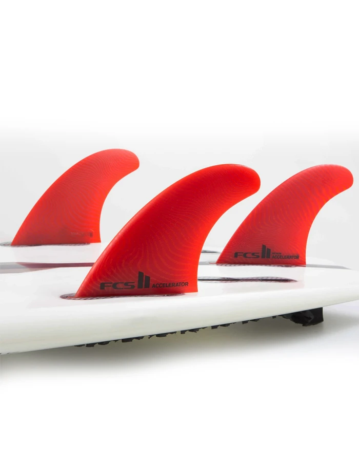 FCS II ACCELERATOR NEO GLASS ECO BLEND TRI FIN SET RED - Image 3